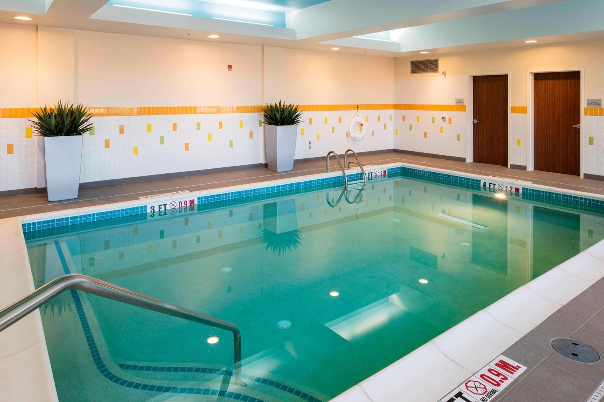 Hotel Fairfield & By Marriott Chocolate Avenue