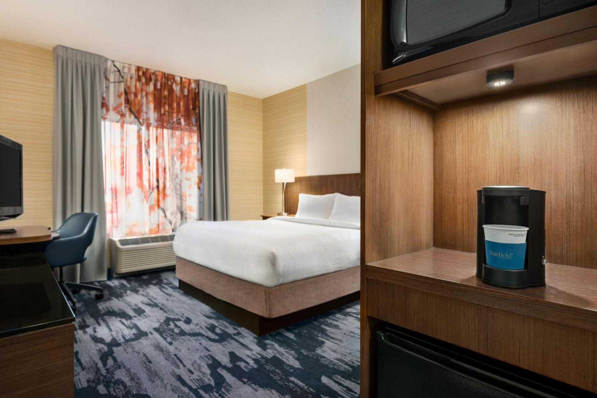 Hotel Fairfield & By Marriott Chocolate Avenue 3*