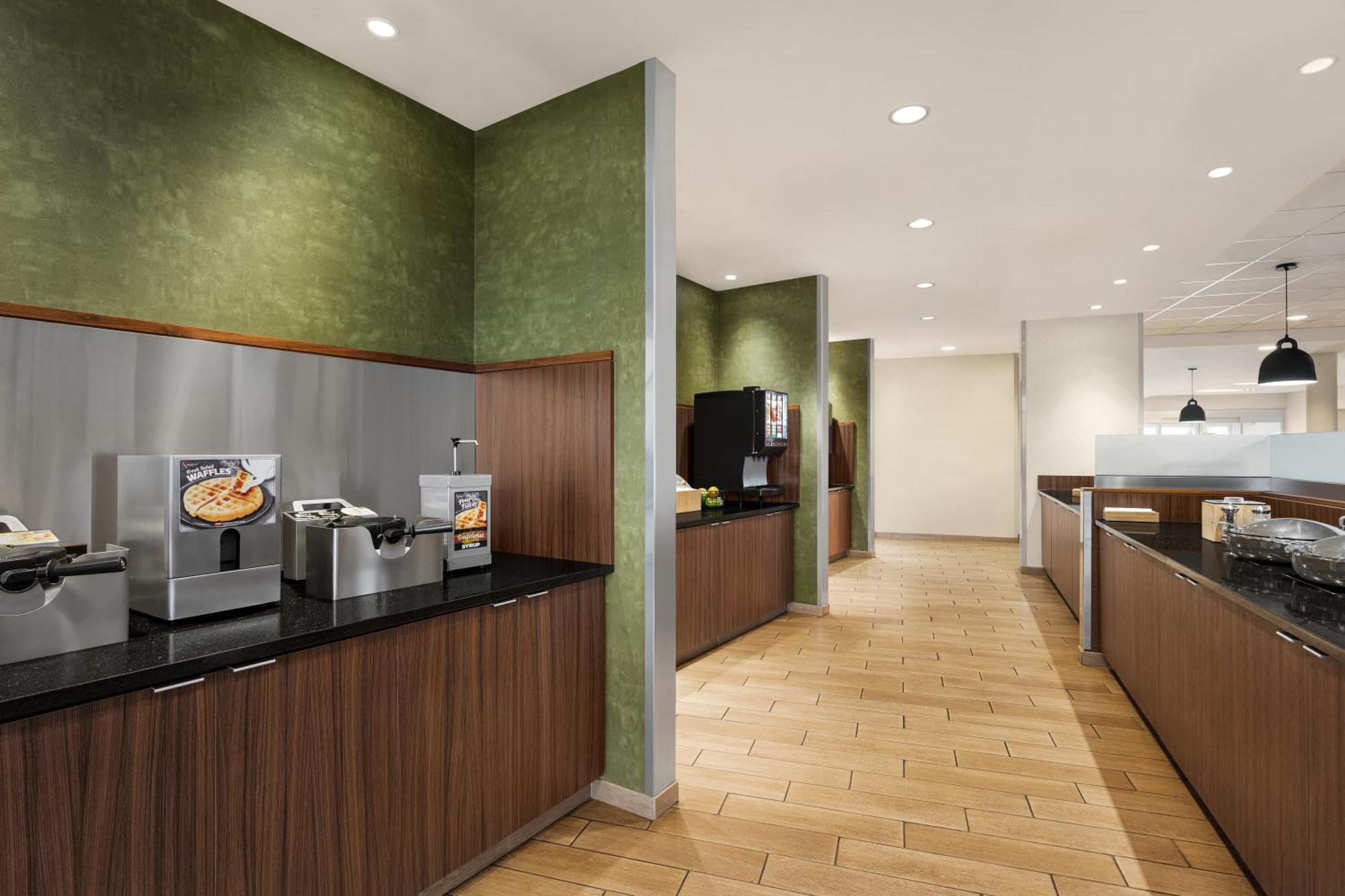 Hotel Fairfield & By Marriott Chocolate Avenue Hershey